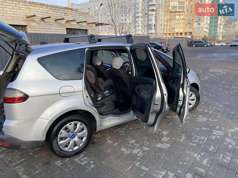 Мінівен Ford S-Max 2006 в Дніпрі