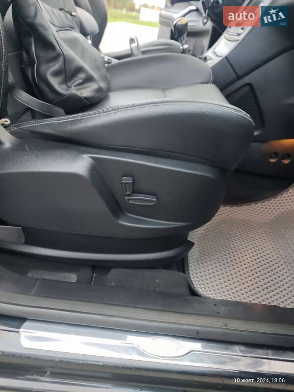 Минивэн Ford S-Max 2010 в Буске