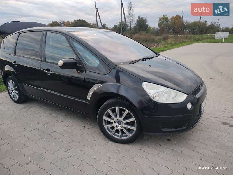 Минивэн Ford S-Max 2010 в Буске