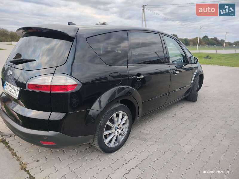Минивэн Ford S-Max 2010 в Буске