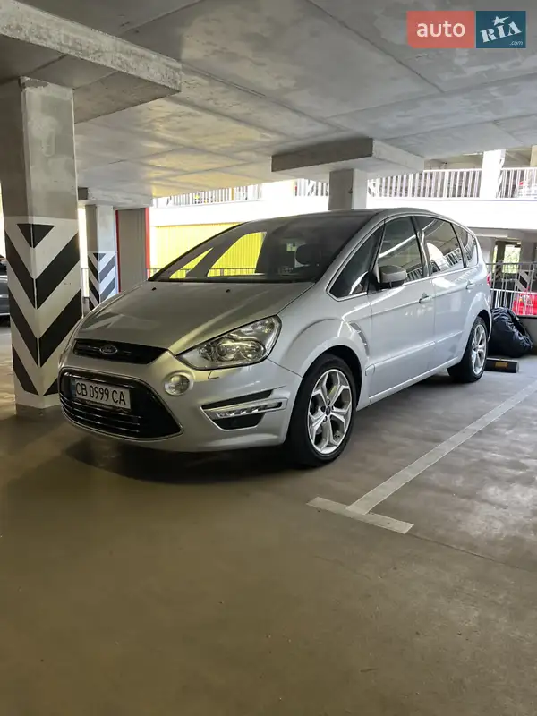 Ford S-Max