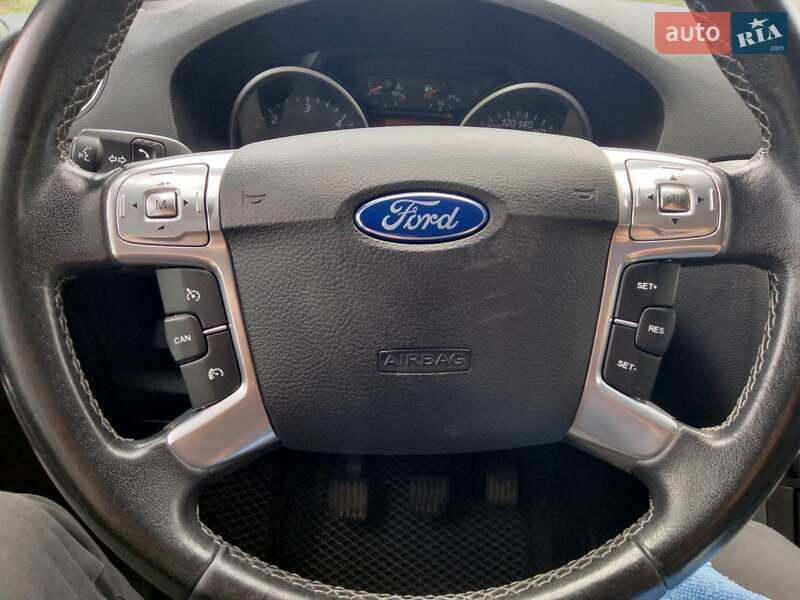 Минивэн Ford S-Max 2013 в Виннице