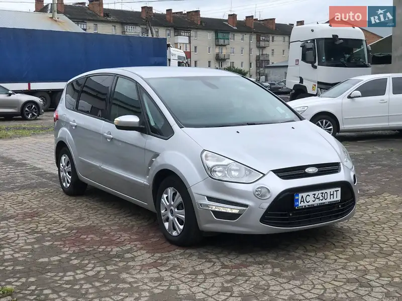 Ford S-Max 2011