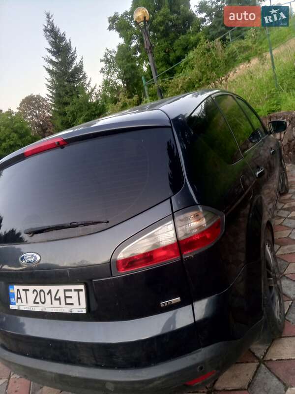 Минивэн Ford S-Max 2006 в Косове фото 2 Минивэн Ford S-Max 2006 в Косове