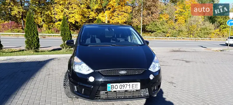 Ford S-Max
