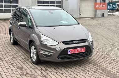 Ford S-Max 2012