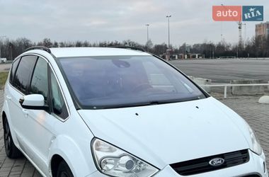 Ford S-Max 2012