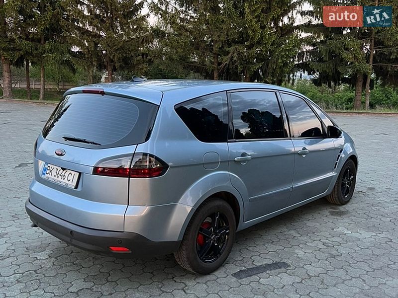 Минивэн Ford S-Max 2008 в Дубно