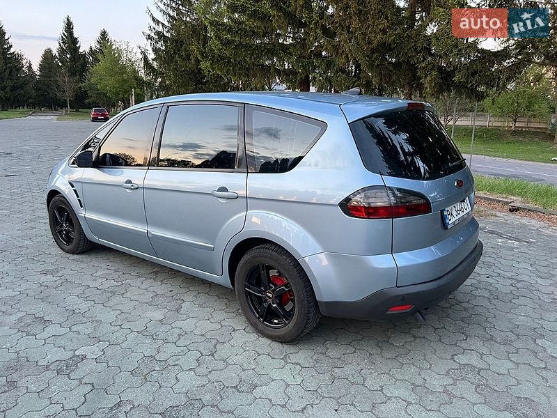 Минивэн Ford S-Max 2008 в Дубно