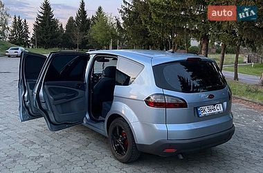 Минивэн Ford S-Max 2008 в Дубно