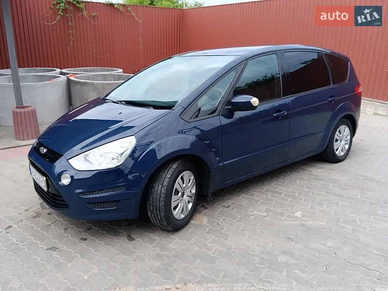 Ford S-Max