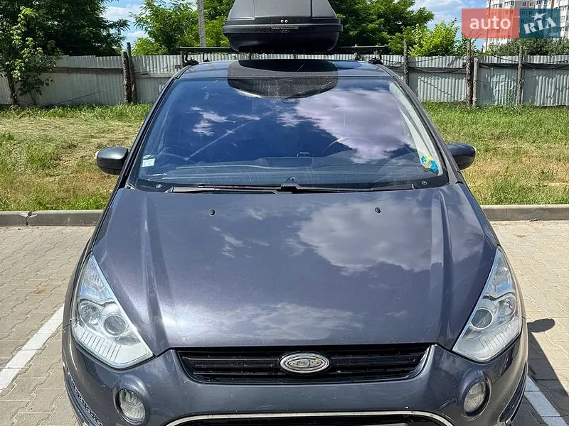 Ford S-Max 2011