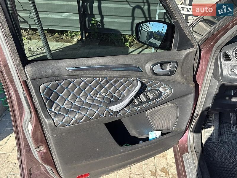 Минивэн Ford S-Max 2008 в Городенке