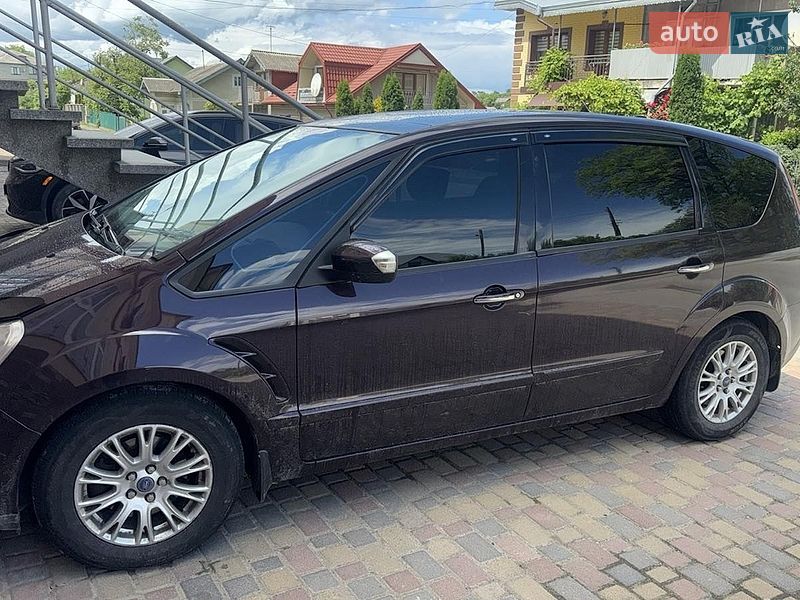 Минивэн Ford S-Max 2008 в Городенке
