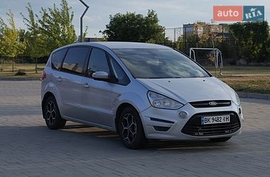 Ford S-Max  2012