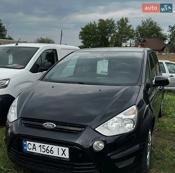 Ford S-Max
