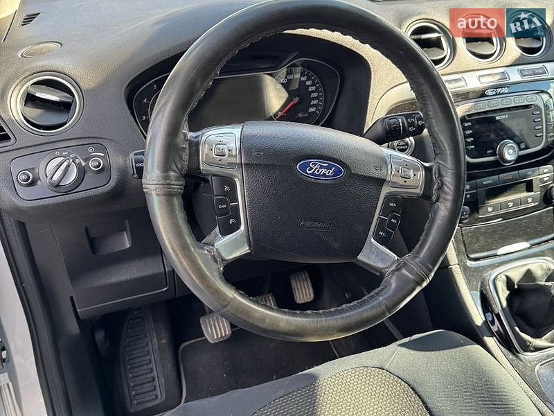 Минивэн Ford S-Max 2011 в Тернополе
