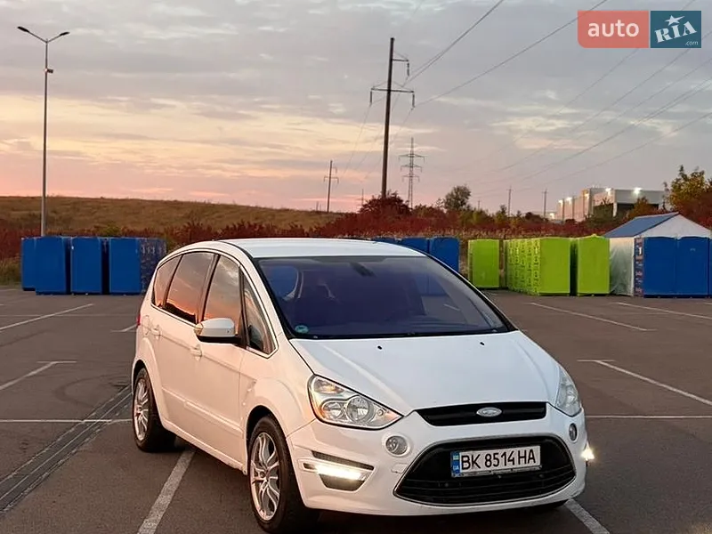 Ford S-Max 2010