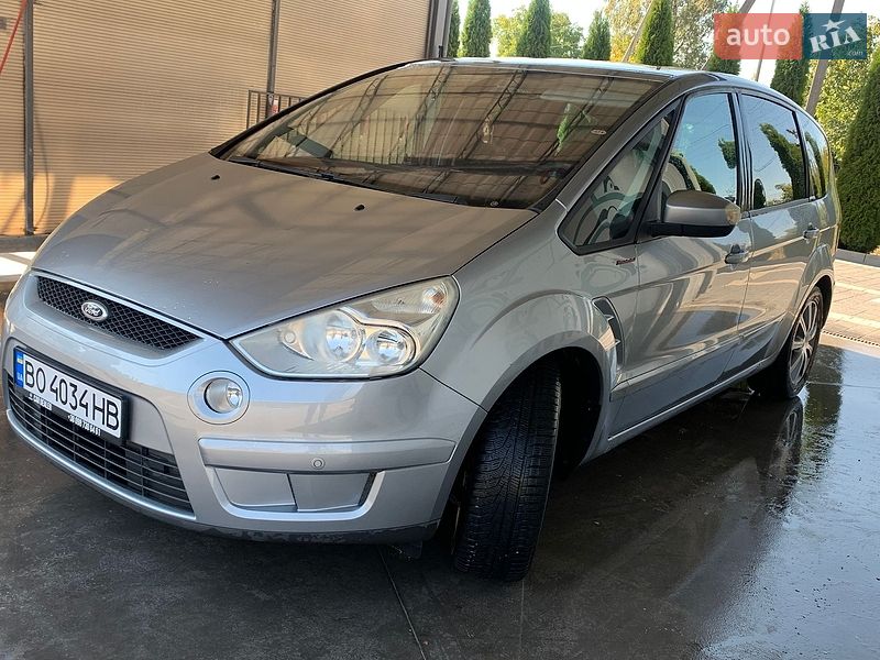 Минивэн Ford S-Max 2006 в Кременце