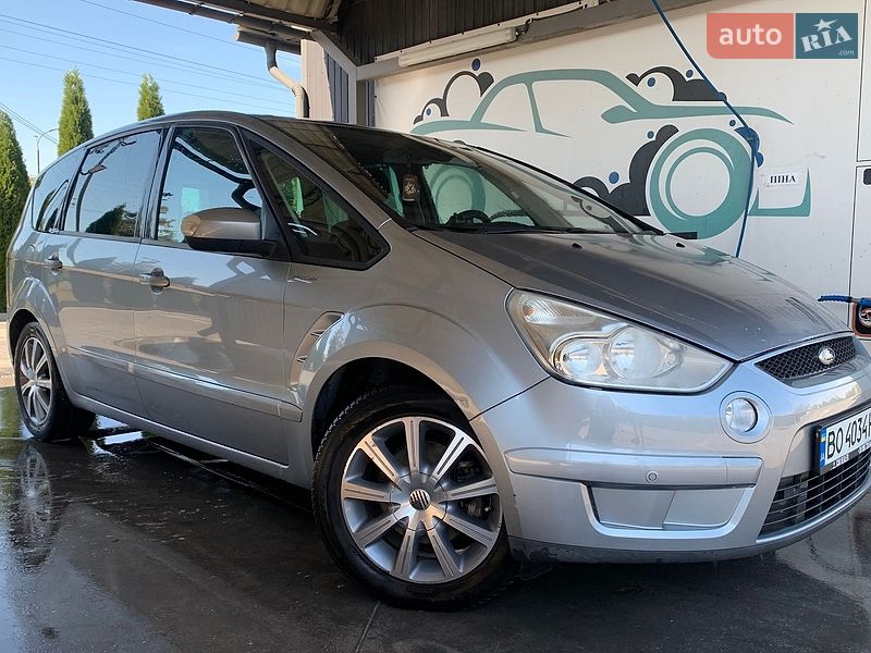 Минивэн Ford S-Max 2006 в Кременце