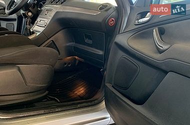 Минивэн Ford S-Max 2006 в Кременце