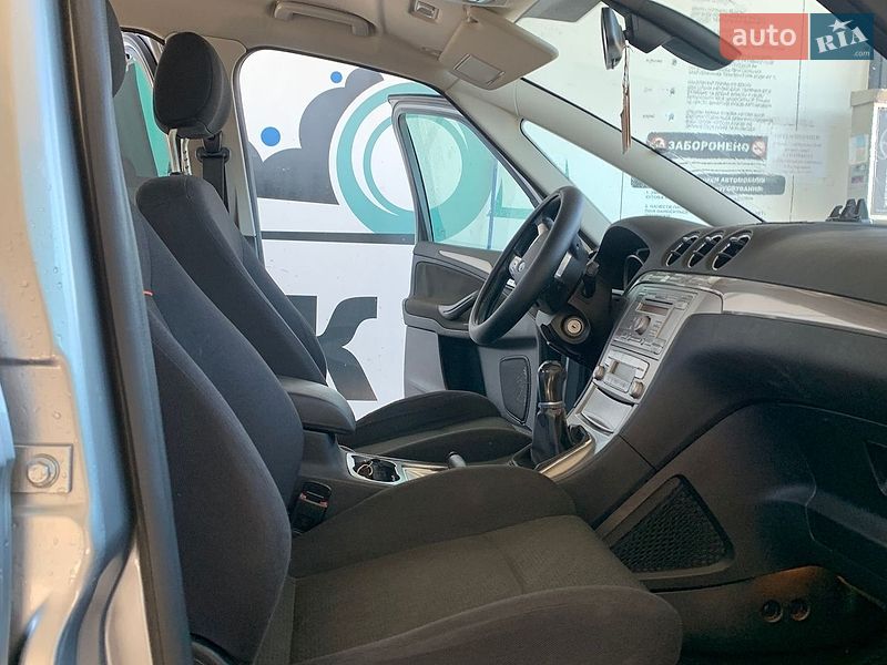 Минивэн Ford S-Max 2006 в Кременце