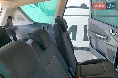 Минивэн Ford S-Max 2006 в Кременце