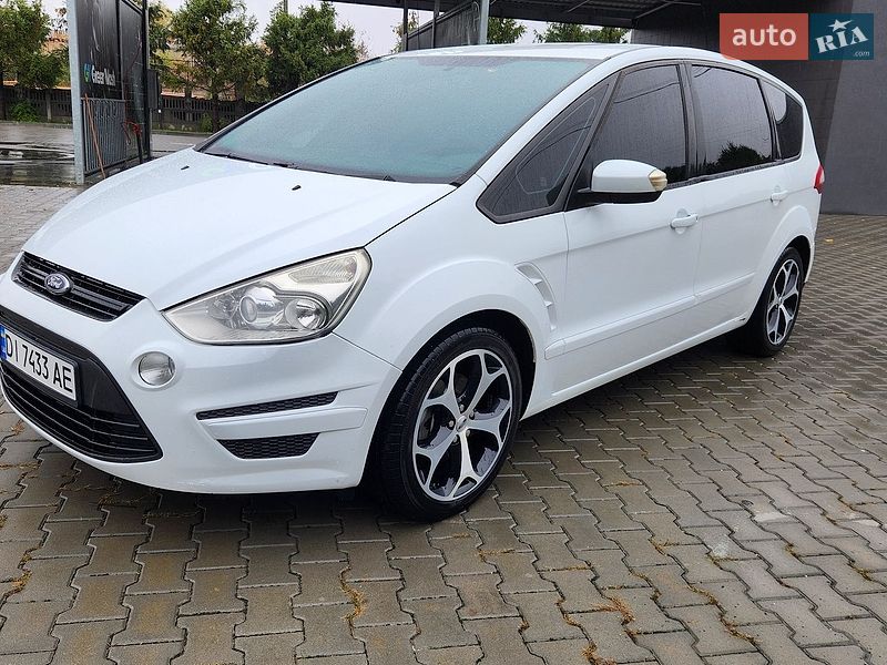 Минивэн Ford S-Max 2013 в Тлумаче