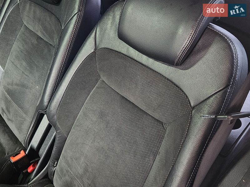 Минивэн Ford S-Max 2013 в Тлумаче