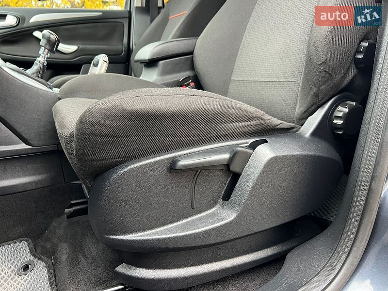 Минивэн Ford S-Max 2009 в Ровно