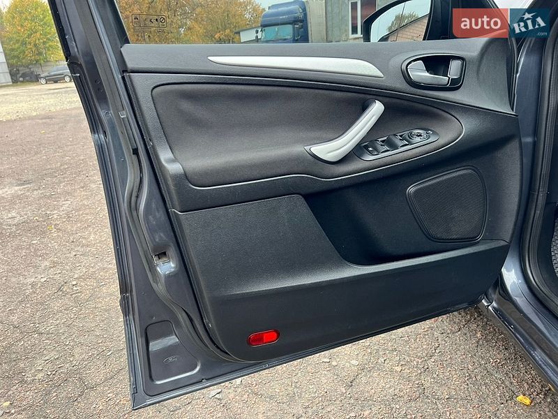 Минивэн Ford S-Max 2009 в Ровно
