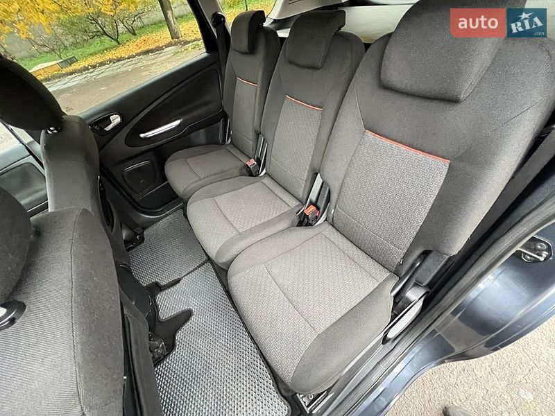 Минивэн Ford S-Max 2009 в Ровно