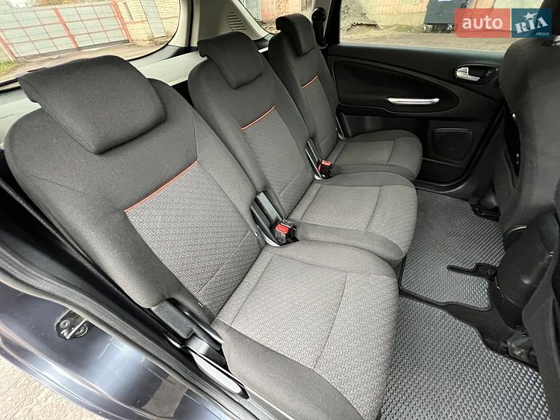 Минивэн Ford S-Max 2009 в Ровно