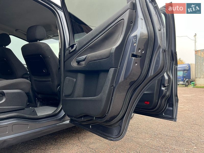 Минивэн Ford S-Max 2009 в Ровно