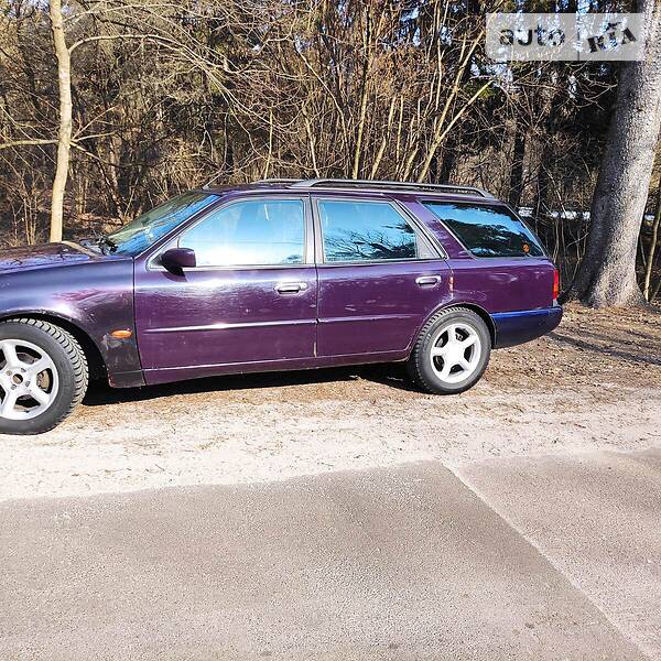 Універсал Ford Scorpio