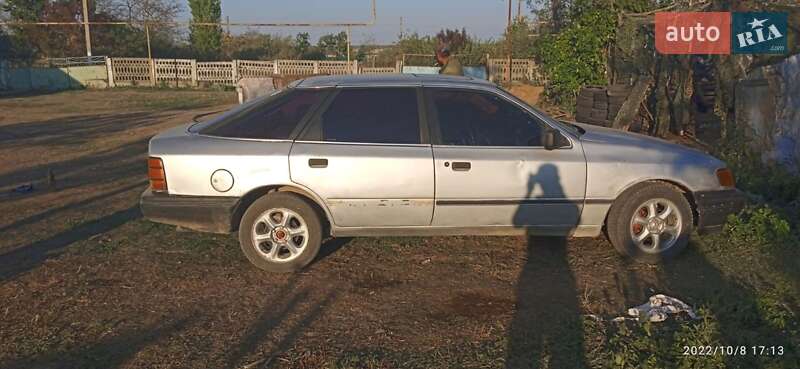 Ford Scorpio