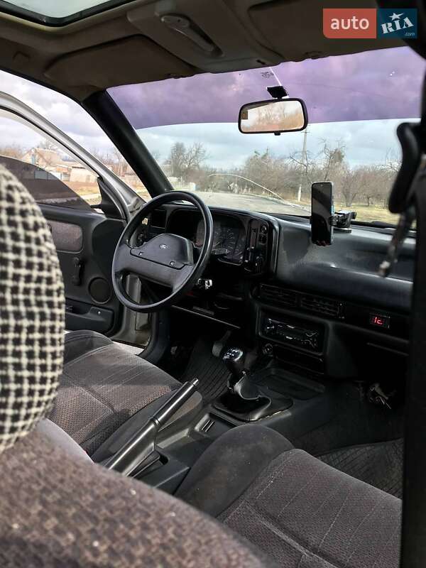 Лифтбек Ford Scorpio 1989 в Мироновке