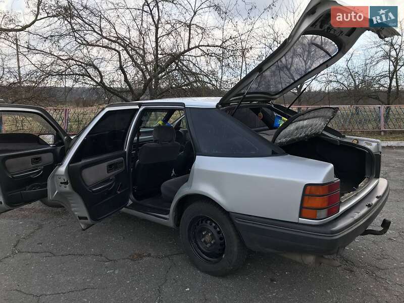 Лифтбек Ford Scorpio 1989 в Мироновке