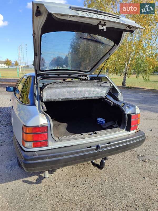 Лифтбек Ford Scorpio 1989 в Мироновке