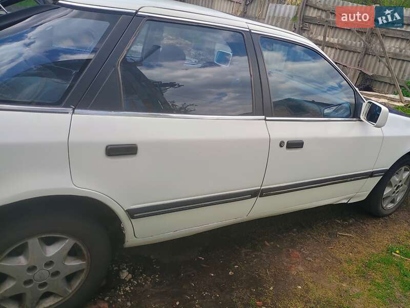 Легкові Ford Scorpio