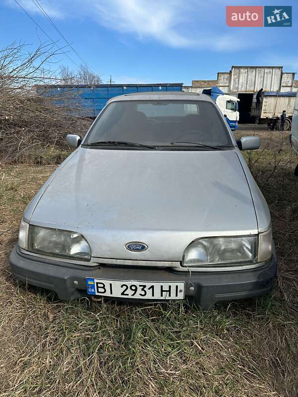 Ford Sierra 1989 року в Полтаві