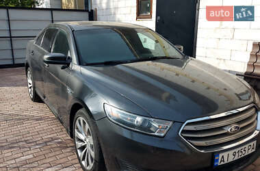 Ford Taurus  2015