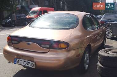Ford Taurus  1996