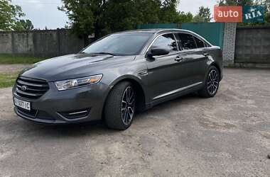 Ford Taurus  2017