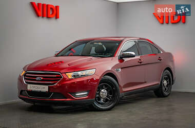 Ford Taurus  2016