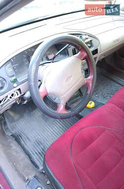 Седан Ford Taurus 1990 в Дніпрі фото 5 Седан Ford Taurus 1990 в Дніпрі