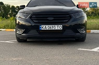 Ford Taurus  2016