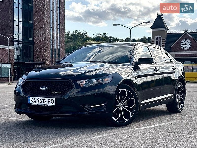 Седан Ford Taurus 2014 в Обухове