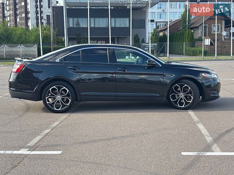 Седан Ford Taurus 2014 в Обухове