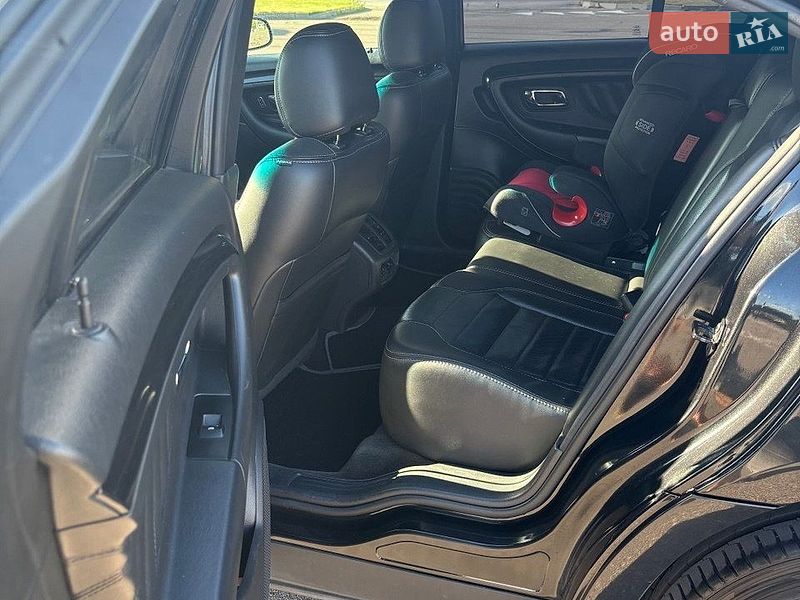 Седан Ford Taurus 2014 в Обухове